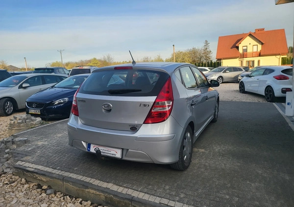 Hyundai I30 cena 17900 przebieg: 149008, rok produkcji 2010 z Dobczyce małe 466